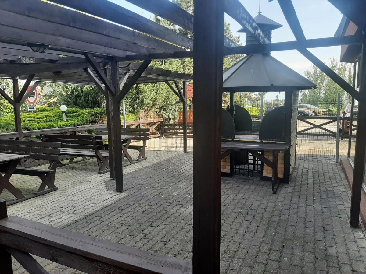 Garni Hotel Asas*** 莫斯特 外观 照片