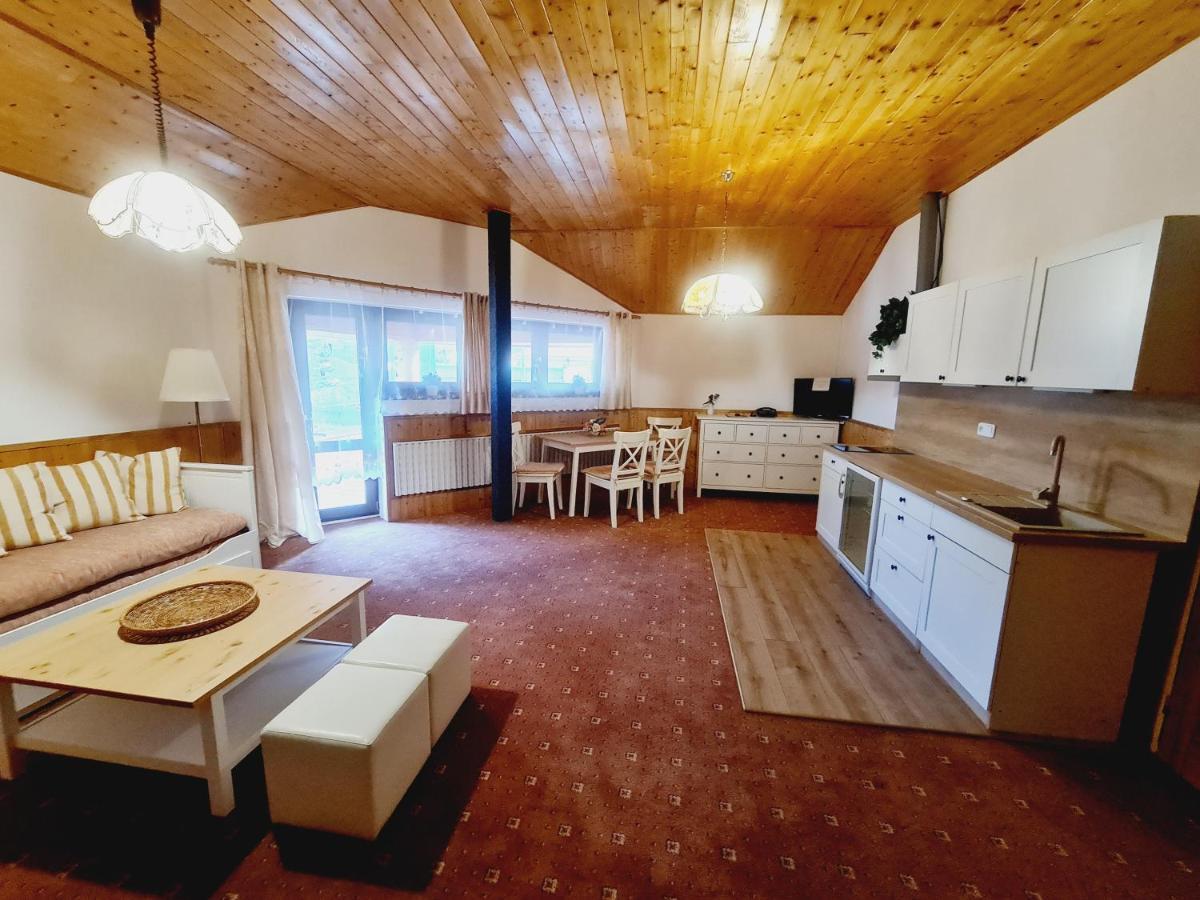 Garni Hotel Asas*** 莫斯特 外观 照片