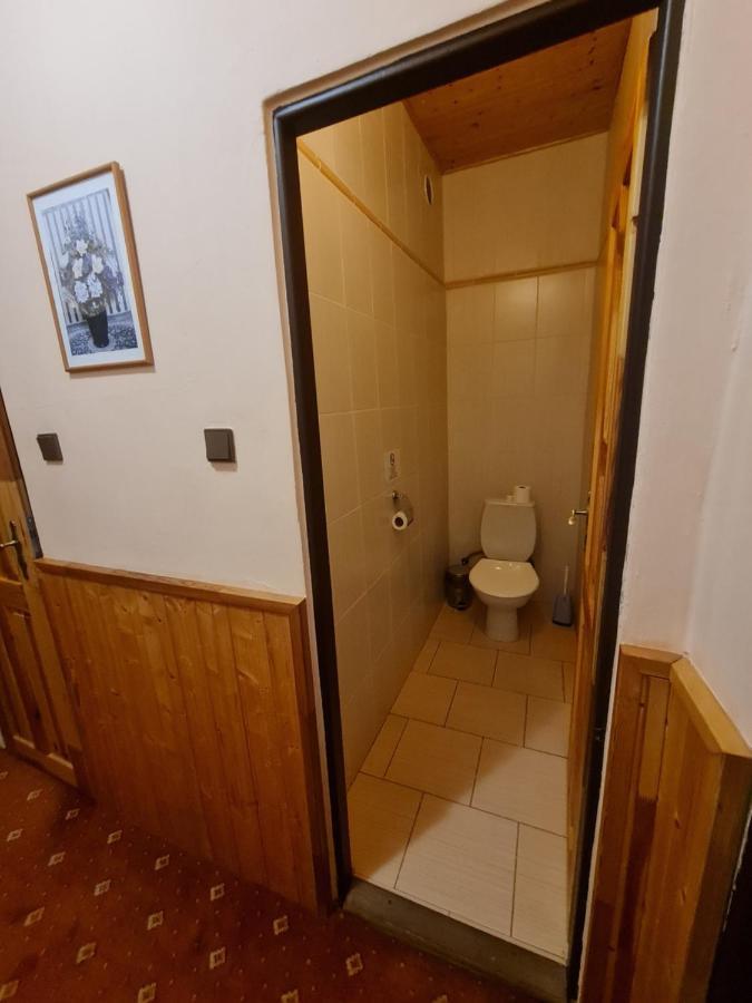 Garni Hotel Asas*** 莫斯特 外观 照片