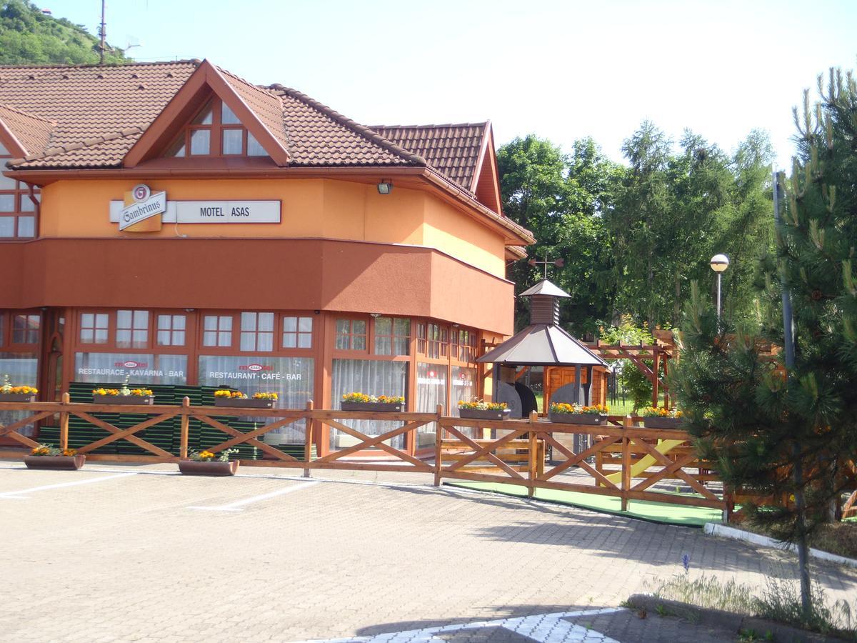 Garni Hotel Asas*** 莫斯特 外观 照片