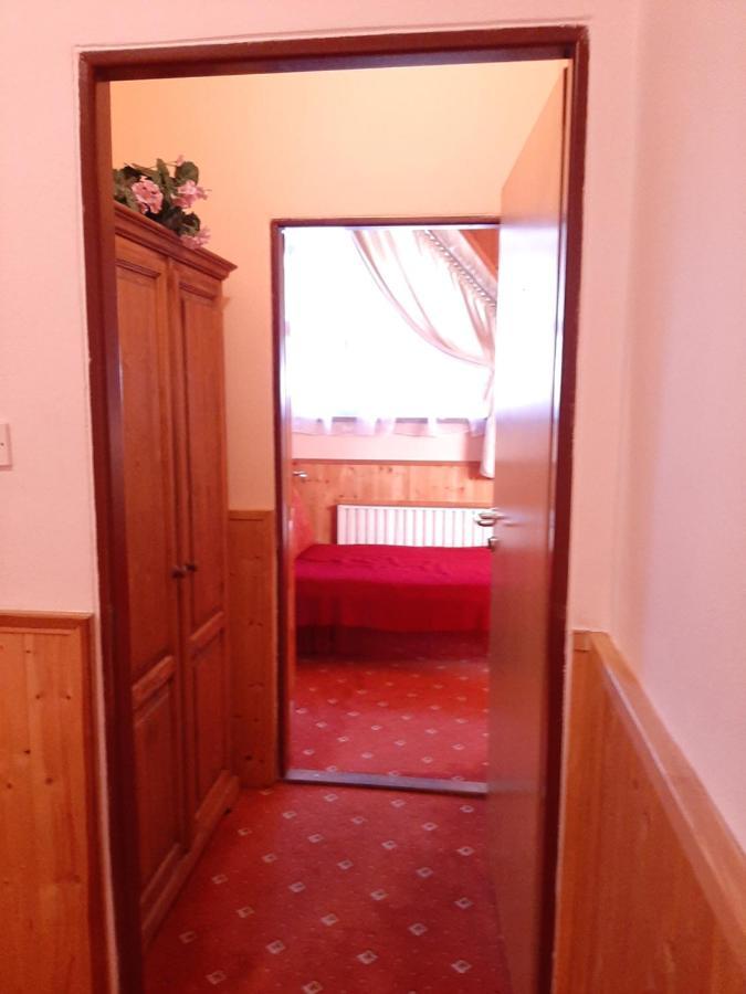 Garni Hotel Asas*** 莫斯特 外观 照片