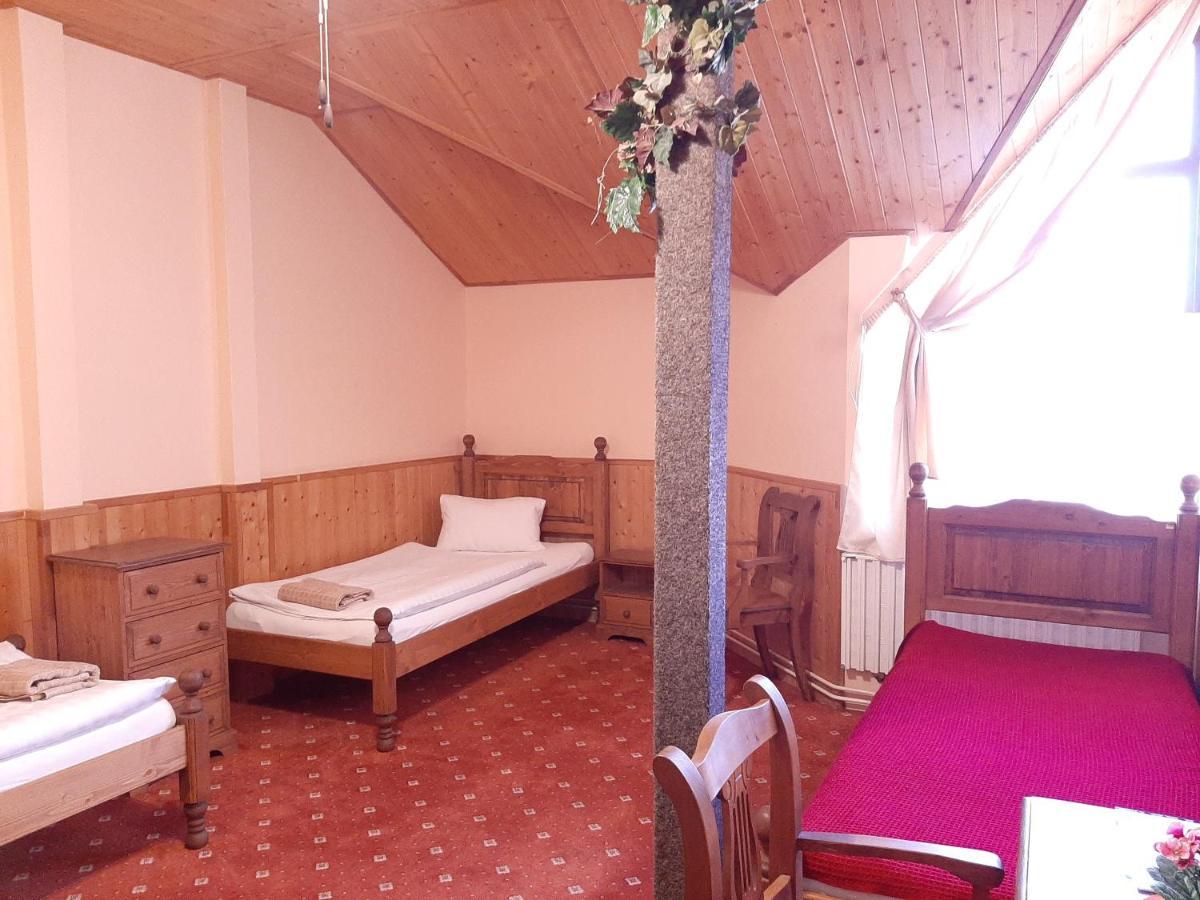 Garni Hotel Asas*** 莫斯特 外观 照片