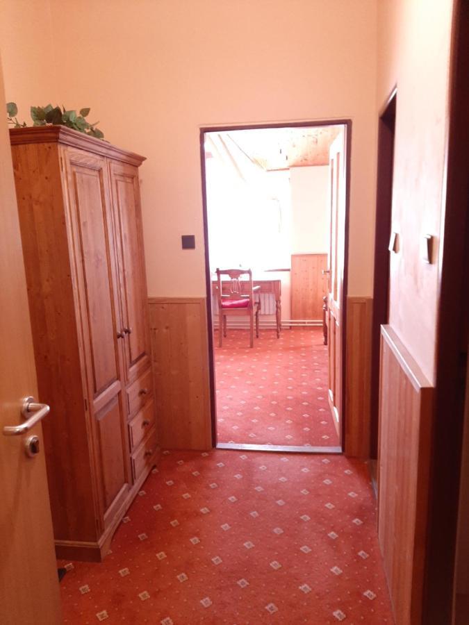 Garni Hotel Asas*** 莫斯特 外观 照片